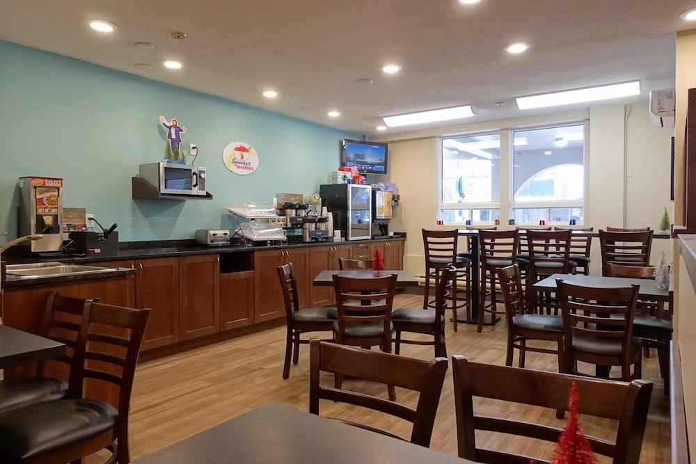 Super 8 By Wyndham Thunder Bay Motel Ngoại thất bức ảnh