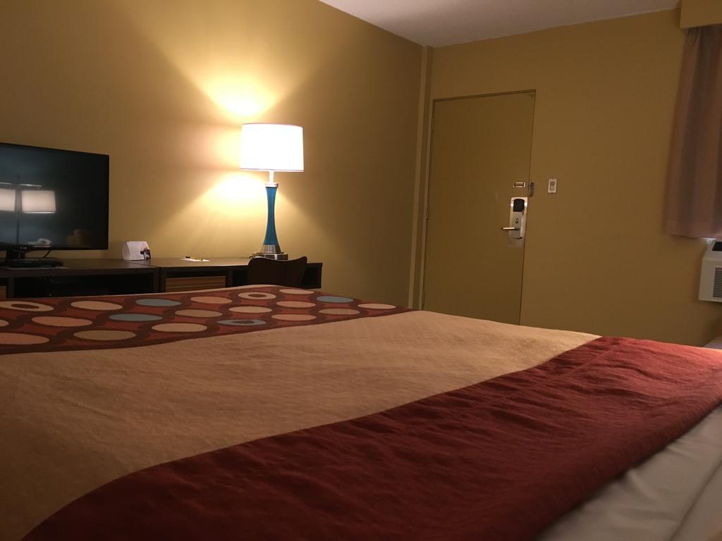Super 8 By Wyndham Thunder Bay Motel Ngoại thất bức ảnh