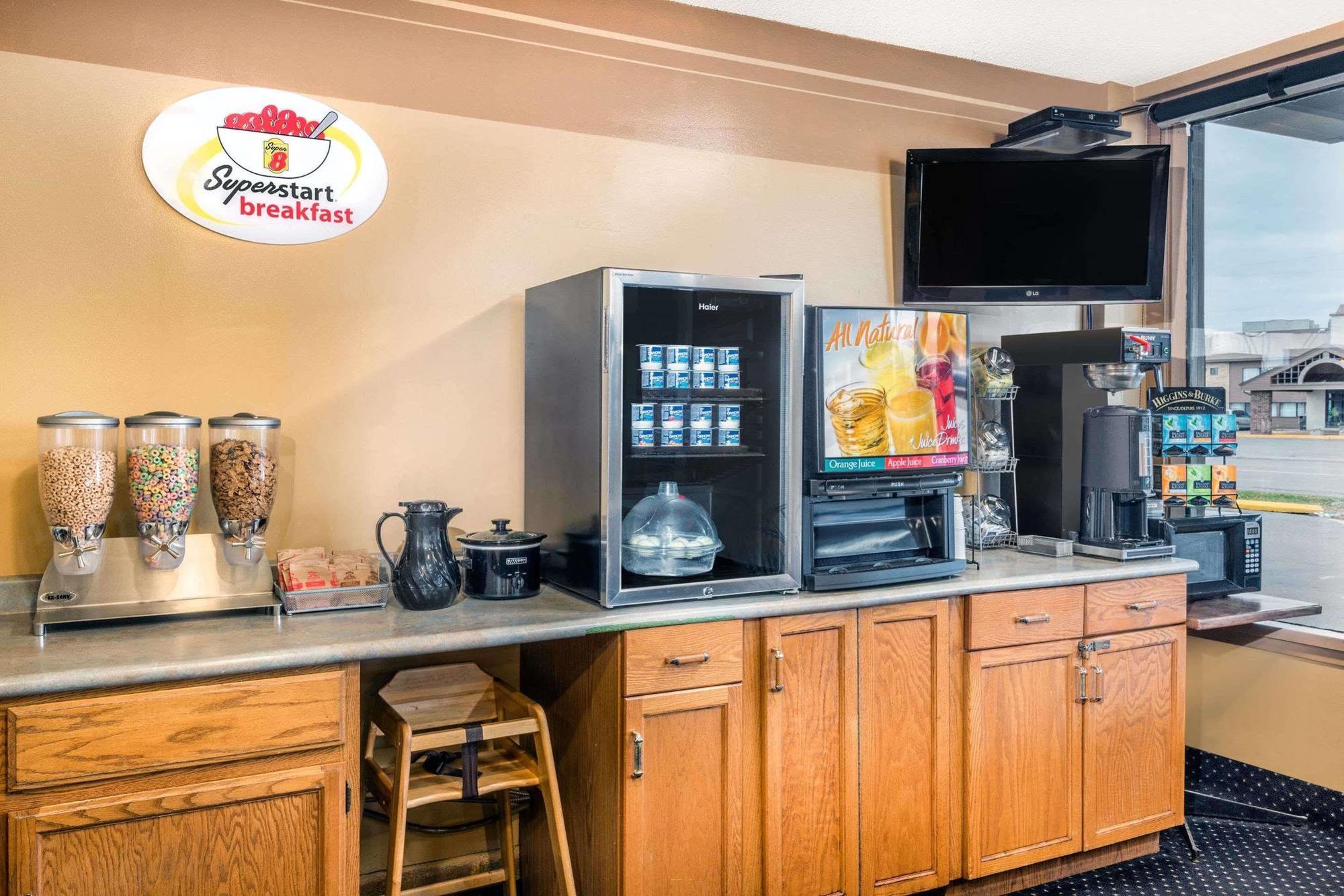 Super 8 By Wyndham Thunder Bay Motel Ngoại thất bức ảnh